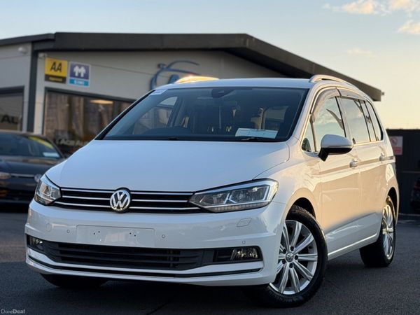 Volkswagen Touran MPV, Petrol, 2018, White