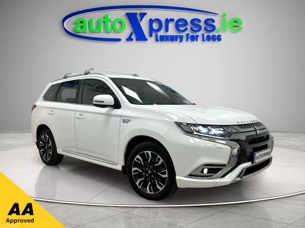 Mitsubishi Outlander Estate, Petrol Plug-in Hybrid, 2018, White