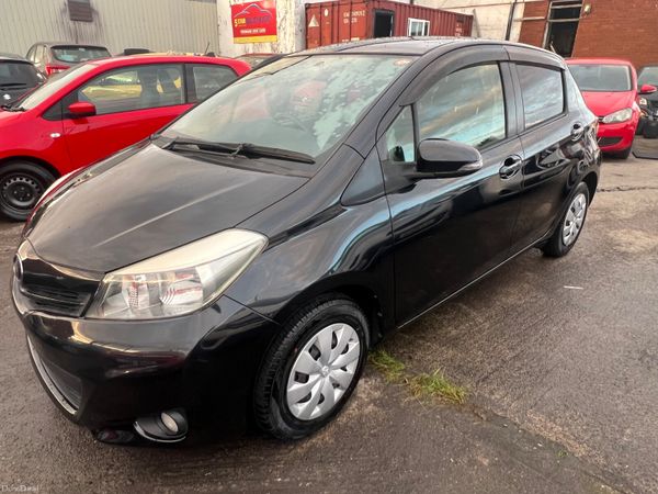 Toyota Vitz Hatchback, Petrol, 2014, Black