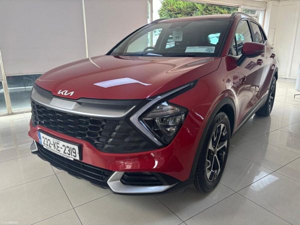 Kia Sportage MPV, Diesel, 2023, Red
