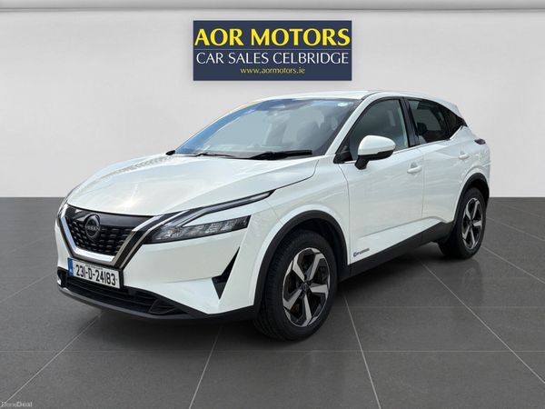 Nissan Qashqai MPV, Petrol, 2023, White
