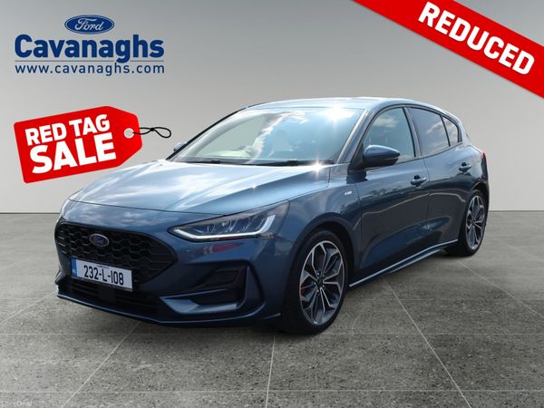 Ford Focus Hatchback, Diesel, 2023, Blue