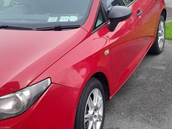 SEAT Ibiza MPV, Diesel, 2012, Red