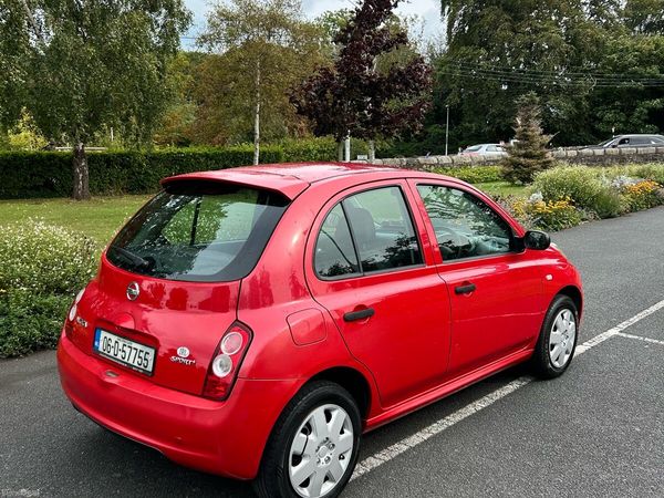 Nissan Micra Hatchback, Petrol, 2006, Red