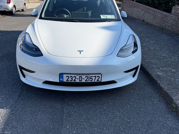 Tesla Model 3 Saloon, Electric, 2023, White