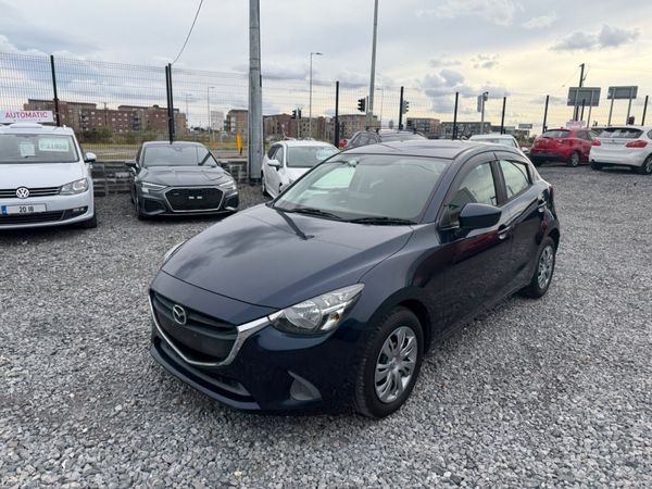 Mazda Demio Hatchback, Petrol, 2015, Blue