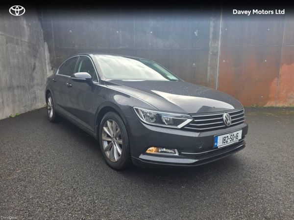 Volkswagen Passat Saloon, Petrol, 2018, Grey