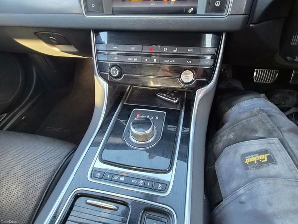 Jaguar XF Saloon, Diesel, 2018, White