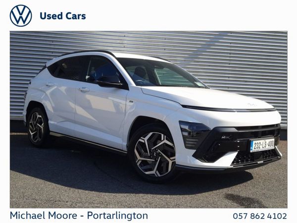 Hyundai KONA MPV, Petrol, 2023, White