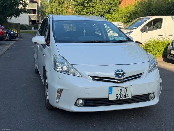 Toyota Prius MPV, Petrol Hybrid, 2012, White