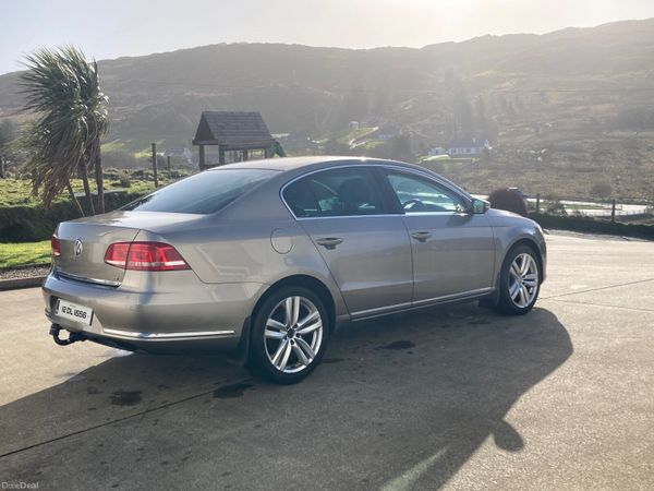 Volkswagen Passat Saloon, Diesel, 2012, Brown