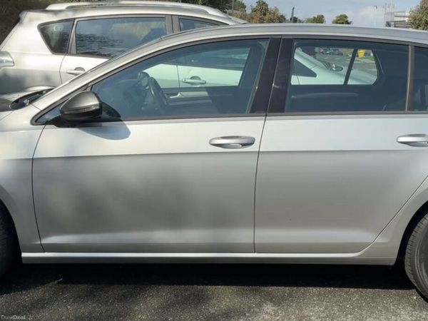 Volkswagen Golf Estate, Petrol, 2016, Silver