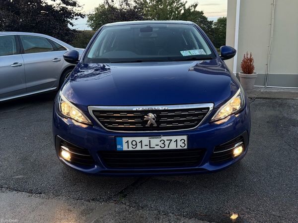 Peugeot 308 Hatchback, Diesel, 2019, Blue