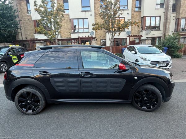 Citroen C4 Cactus Hatchback, Petrol, 2015, Black