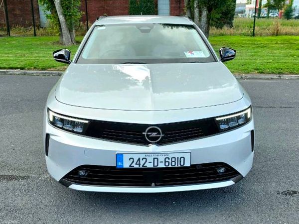 Opel Astra Estate/Jeep, Diesel, 2024, Grey