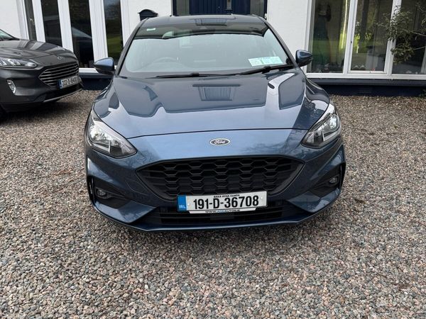 Ford Focus Hatchback, Petrol, 2019, Blue