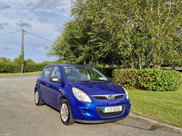 Hyundai i20 Hatchback, Petrol, 2011, Blue