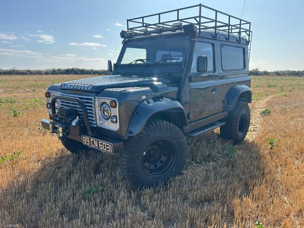 Land Rover Defender SUV, Diesel, 1989, Black