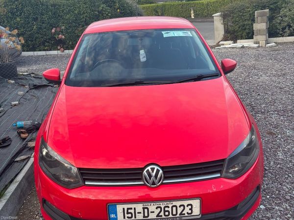Volkswagen Polo Hatchback, Petrol, 2015, Red