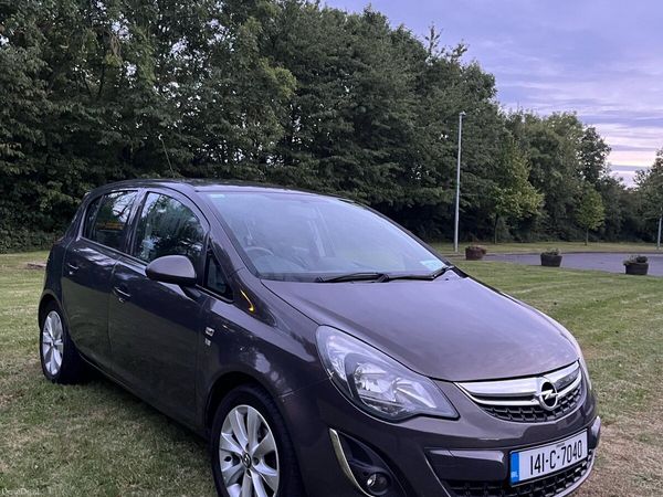 Opel Corsa Hatchback, Petrol, 2014, Grey