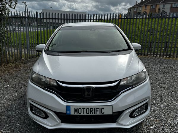 Honda Fit Hatchback, Petrol Hybrid, 2018, White