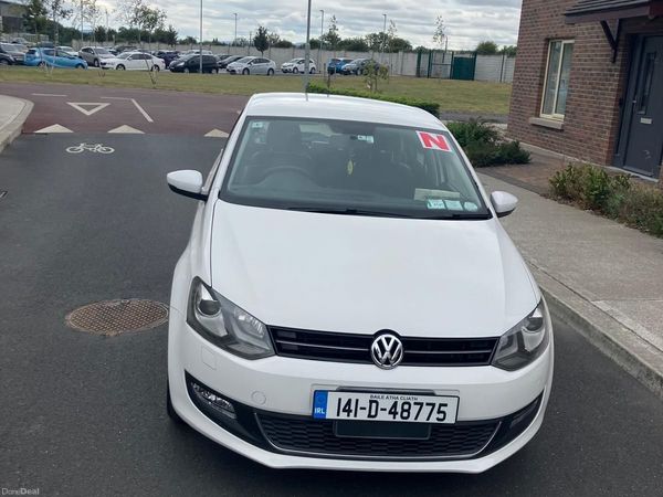 Volkswagen Polo Hatchback, Petrol, 2014, White
