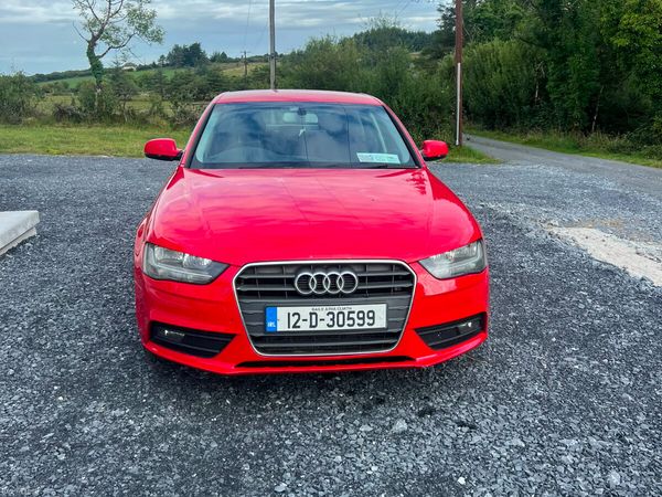 Audi A4 Saloon, Diesel, 2012, Red