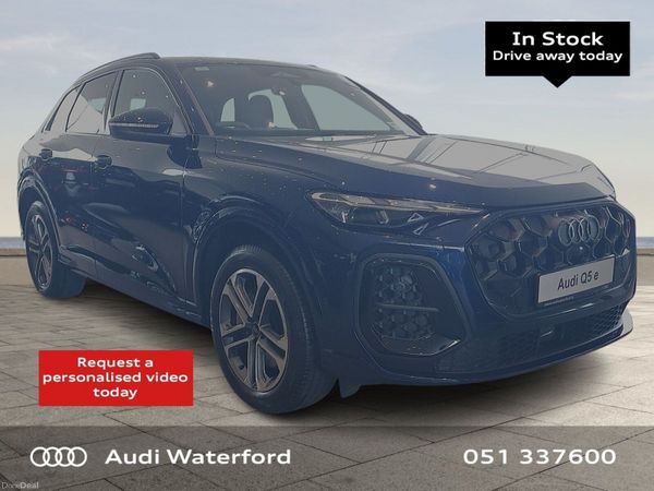 Audi Q5 SUV, Petrol Plug-in Hybrid, 2026, Blue