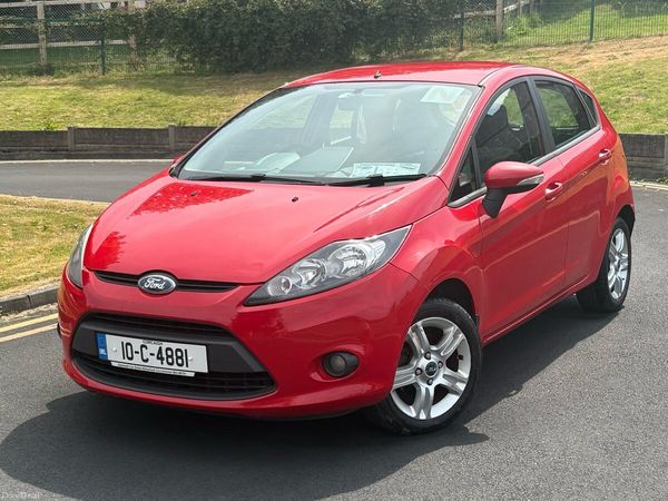 Ford Fiesta Hatchback, Petrol, 2010, Red