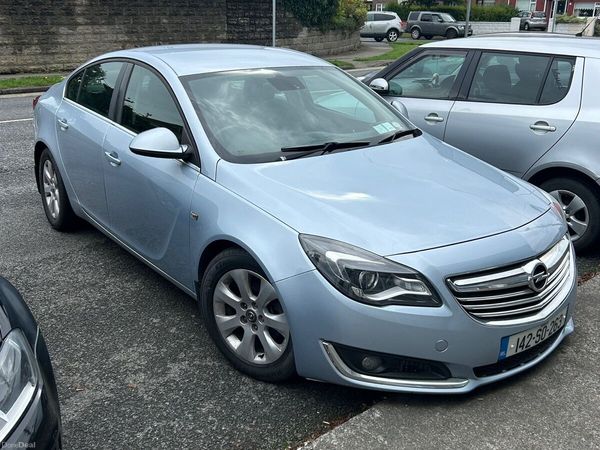 Opel Insignia Saloon, Diesel, 2014, Silver