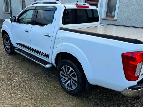 Nissan Navara Pick Up, Diesel, 2016, White