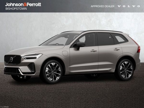 Volvo XC60 SUV, Petrol Plug-in Hybrid, 2026, Gold