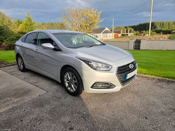 Hyundai i40 Saloon, Diesel, 2017, Silver