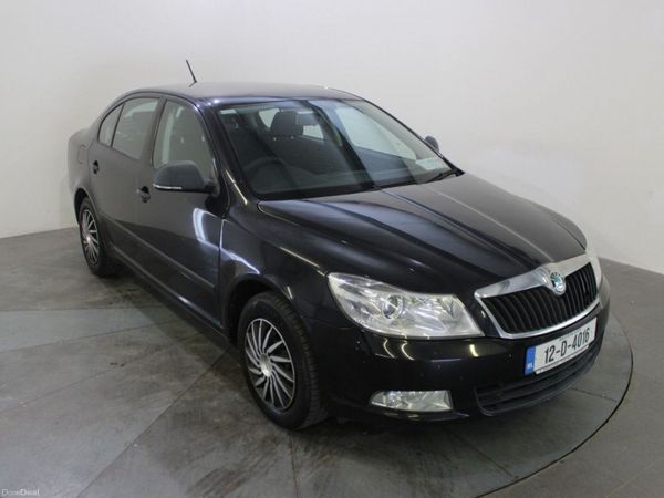 Skoda Octavia Saloon, Diesel, 2012, Black