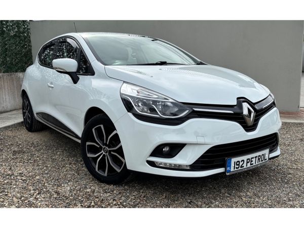 Renault Clio Hatchback, Petrol, 2019, White