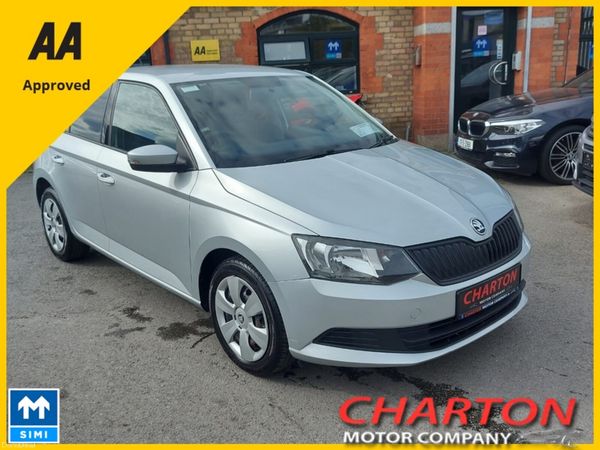 Skoda Fabia Hatchback, Petrol, 2016, Silver