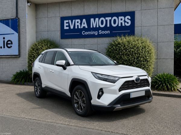 Toyota RAV4 SUV, Petrol Hybrid, 2022, White