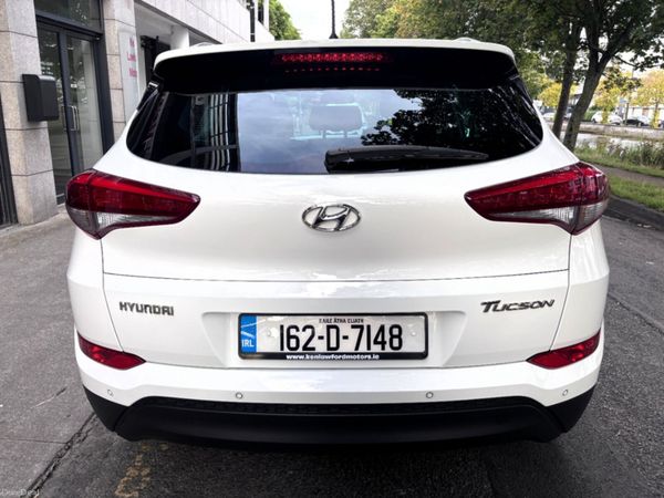 Hyundai Tucson MPV, Diesel, 2016, White