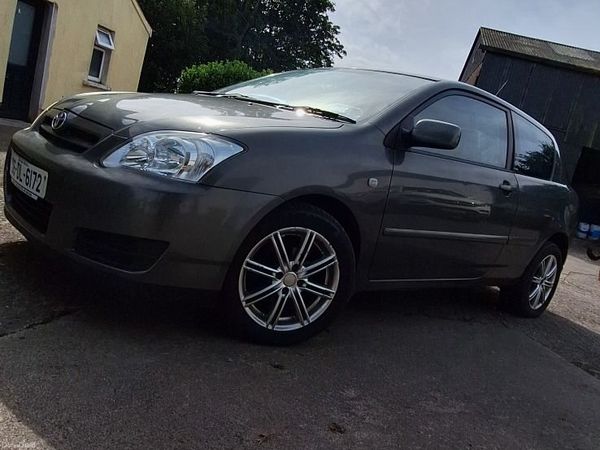 Toyota Corolla Hatchback, Petrol, 2006, Grey