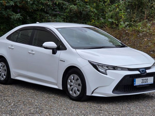 Toyota Corolla Saloon, Petrol Hybrid, 2020, White