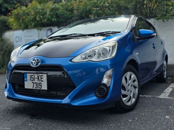 Toyota Aqua Hatchback, Petrol Hybrid, 2015, Blue