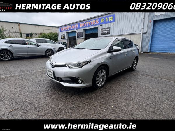 Toyota Auris Hatchback, Petrol Hybrid, 2016, Silver