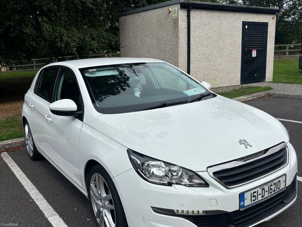 Peugeot 308 Hatchback, Petrol, 2015, White