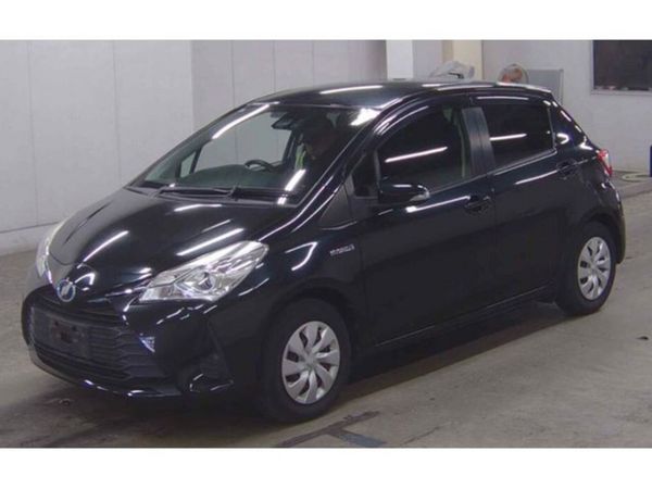 Toyota Vitz Hatchback, Petrol Hybrid, 2017, Black