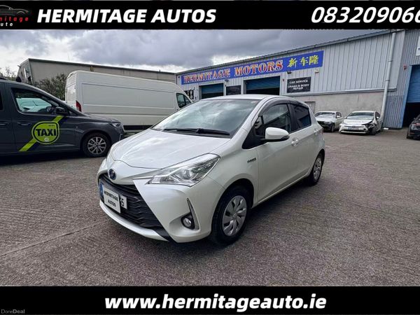 Toyota Vitz Hatchback, Petrol Hybrid, 2017, White