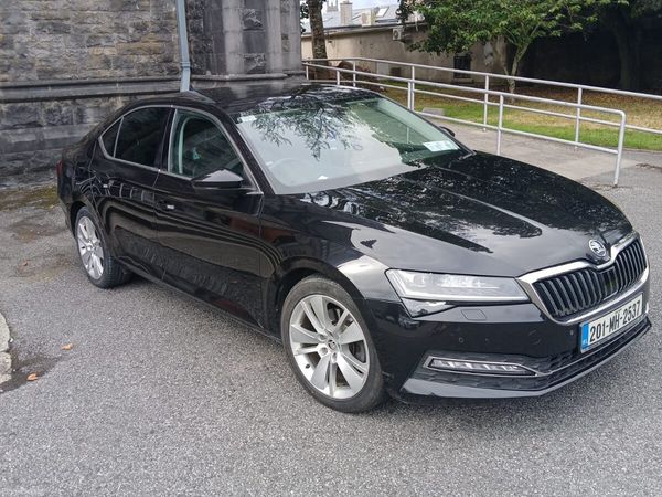 Skoda Superb Hatchback, Diesel, 2020, Black