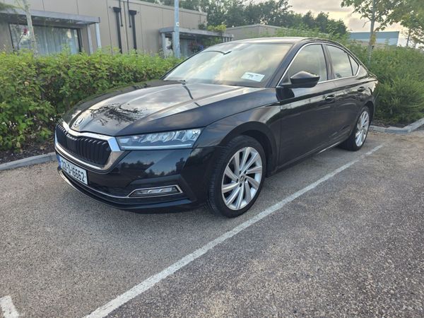 Skoda Octavia Saloon, Petrol, 2022, Black