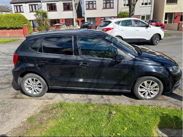 Volkswagen Polo Hatchback, Petrol, 2016, Black