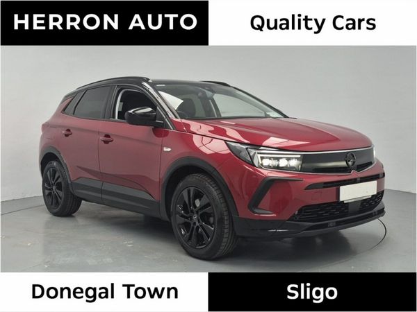 Opel Grandland X SUV, Petrol, 2023, Red