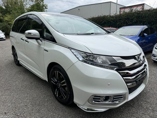 Honda Odyssey MPV, Petrol Hybrid, 2017, White